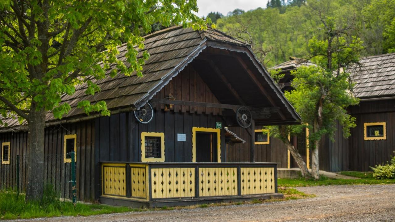 Camping Bella Austria Sankt Peter am Kammersberg Exterior photo