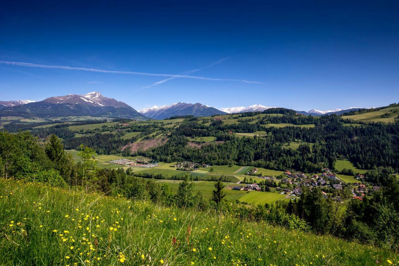 Camping Bella Austria Sankt Peter am Kammersberg Exterior photo